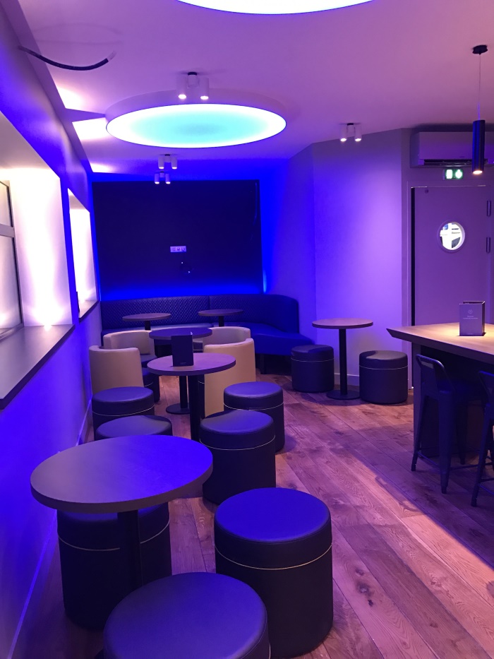 Banquettes du Bar Tabac Le Lafayette à Brest