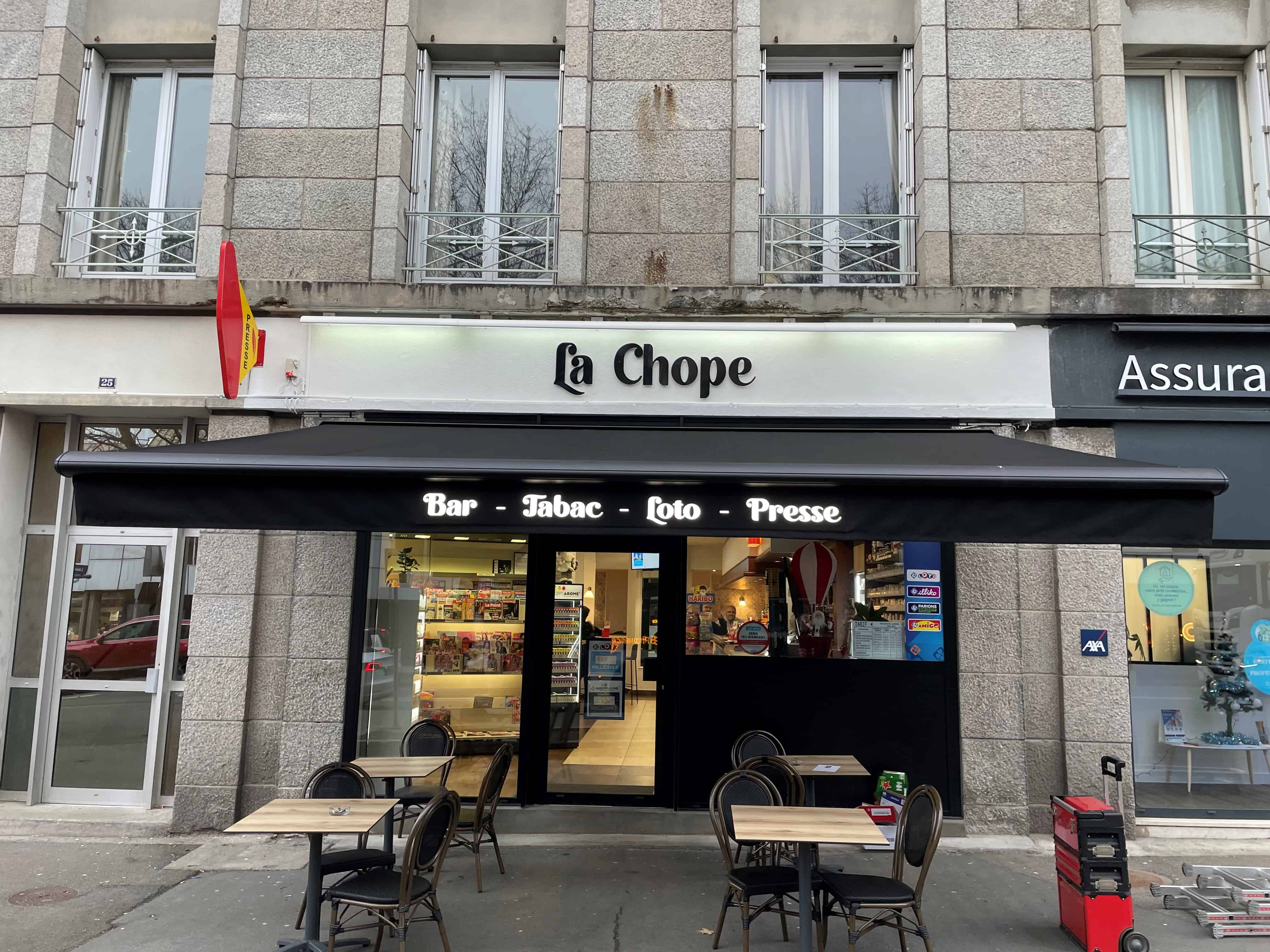 Lambrequins lumineux - La Chope 